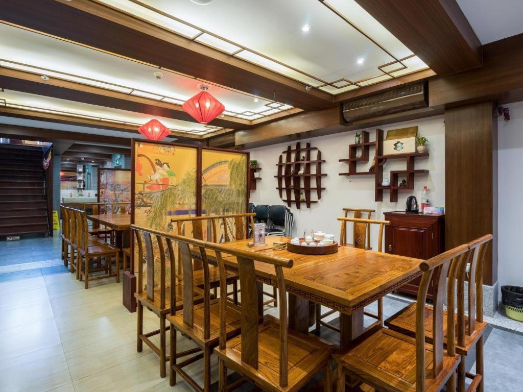 Pa Zhou Plaza Hotel Guangzhou Exterior photo