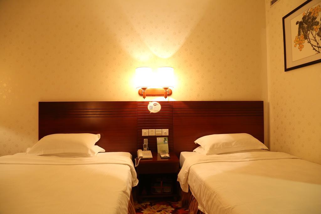 Pa Zhou Plaza Hotel Guangzhou Exterior photo